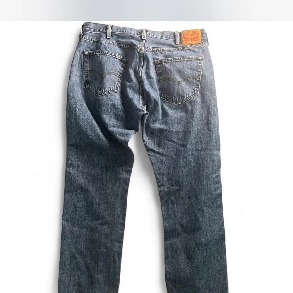 Levi’s Blue Jeans | Men’s 38x32 (Actual‎ Inseam 30)